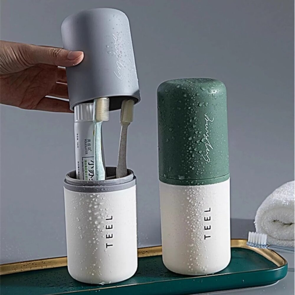 New! Portable Travel Toothbrush Holder, Travel Plastic Toothbrush Holder New!!!